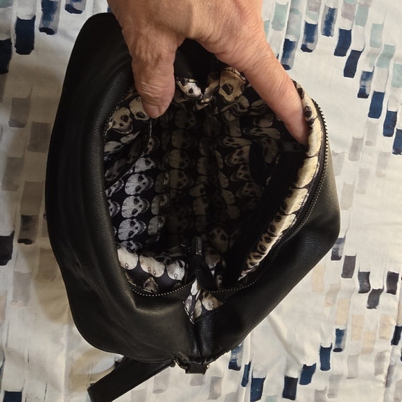 Leather Skull Purse - Picture 4 of 4